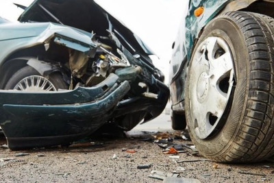 Sabunçuda ağır qəza, bir nəfər xəsarət aldı - FOTO