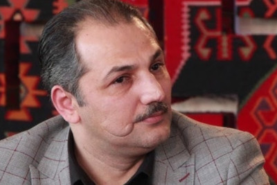 Vüqar Əbdülov müğənnilərə qadağa qoydu