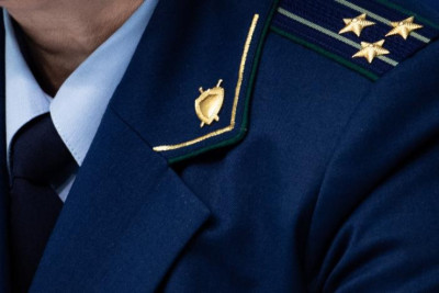 Bakıda keçmiş prokurorun oğlu İNTİHAR ETDİ