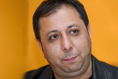 Elməddin Cəfərov: "Heç vaxt qadın paltarı geyinmərəm"