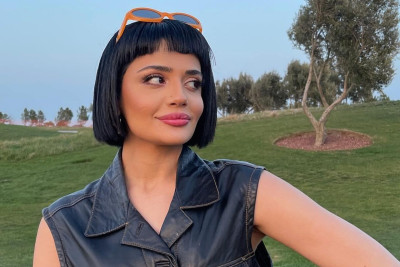 Azərbaycanlı müğənni reklama 100 min manata ÇƏKİLİR