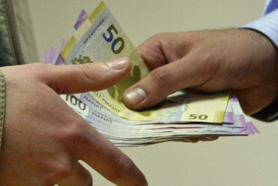 Tanışından hədə-qorxu ilə 169 min manat alan şəxs saxlanılıb