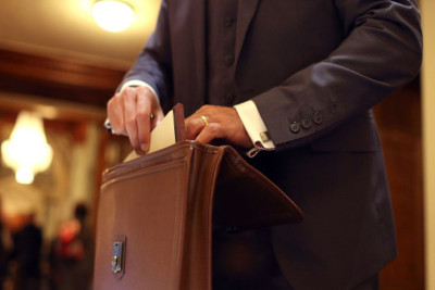 Bakıda nazirin müşaviri istefa verdi