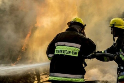 Sabunçuda sex yanıb