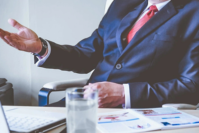 Həbs edilən sabiq məmurun şok əməlləri - 6,5 milyonluq fırıldaq