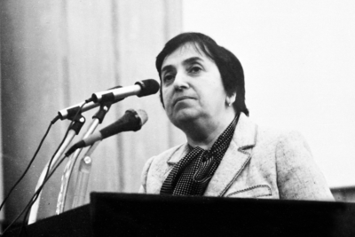 Leyla Əliyeva Zərifə Əliyevanın anım günü münasibətilə paylaşım etdi