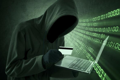 Kartlardan 10 min manatdan çox pul oğurlandı