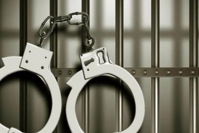 Axtarışdaydı, tapılanda üstündən narkotik çıxdı