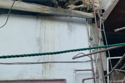 Yasamalda 150 illik ev uçur - ŞİKAYƏT + VİDEO