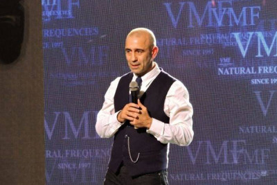 Vahid Mustafayevin mağazasından saat oğurlayan Çin vətəndaşlarına HÖKM OXUNDU