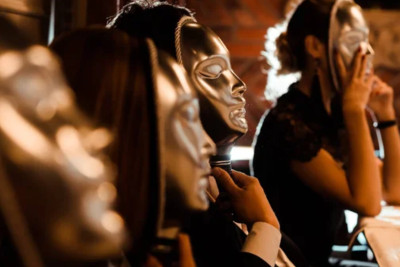 Bakıda "Mafiya" oyununa görə dava: Bir nəfərin qolu sındı