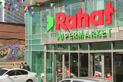 Restoranın mühafizəçisi marketdə müdir müavininin burnunu sındırıb