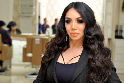 Lətifə Soyuöz: "Bir paltarı iki dəfədən çox geyinə bilmirəm"