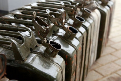 Balaxanıda yük maşınından 600 litr yanacaq oğurlanıb