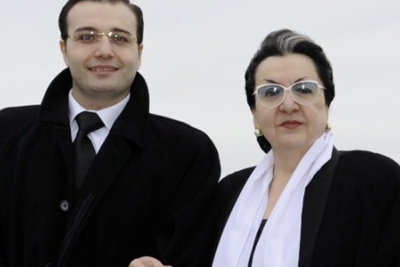 Lalə Şövkətin oğlu: “Əsas istəyi məni evləndirməkdir”