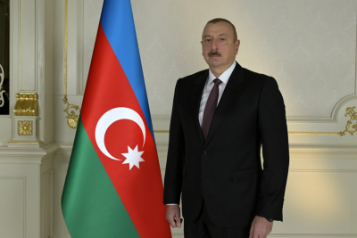 Prezident və birinci xanım Ulu Öndərin məzarını ziyarət edib - FOTO