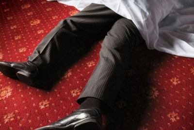 Bakıda kişi evdə yıxılıb öldü