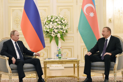 Putin Azərbaycan Prezidentini Müstəqillik Günü münasibətilə təbrik edib