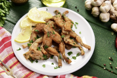 Restoranlarda verilən qurbağa əti ilə bağlı – Açıqlama