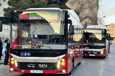 Bakıda marşrut avtobusunun sürücüsü: "Tapşırıq var ki, kondisioner qoşulmasın" - RƏSMİ CAVAB