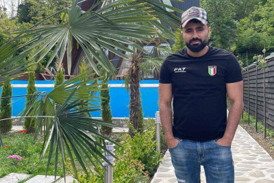 Bakıda mübahisə ölümə səbəb oldu - Fotoqraf qonşusu tərəfindən qətlə yetirildi