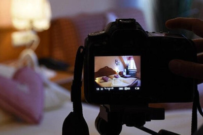 Bakıda ŞOK CİNAYƏT: Qadını şantaj edib 20 min manatını mənimsədi