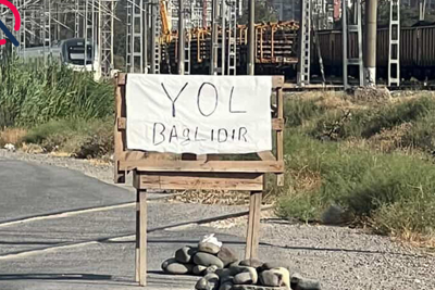 Bakıda əllə yazılmış “Yol bağlıdır” lövhəsini kim qoyub?