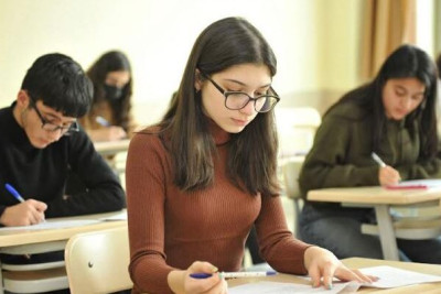 Boş qalan yerlərə qəbul olan abituriyentlərin qeydiyyatı başlayır