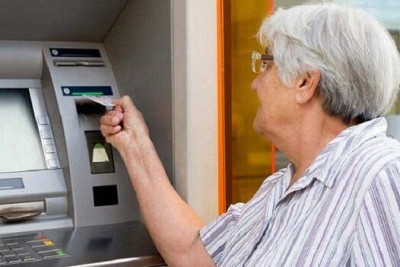 65 yaşına çatmayan qadınlar təqaüdçü ərinin pensiyasını ALA BİLƏR – YENİ TƏKLİF