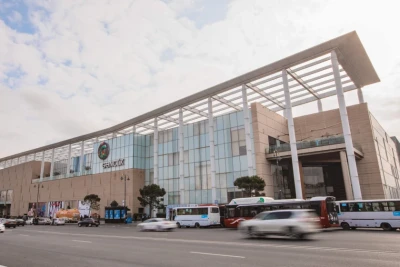 "Gənclik Mall"da həyəcan: İnsanlar təxliyə olundu - VİDEO