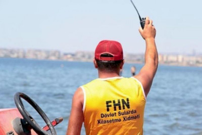 Buzovnada balıqçılar xilas edildi - VİDEO