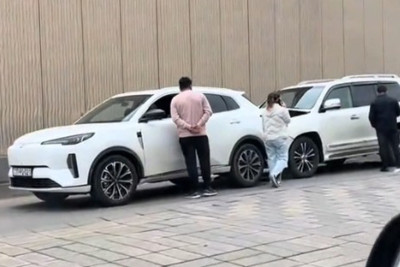 Dərnəgül yolunda 4 avtomobil toqquşdu