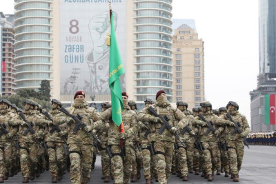 Silahlı Qüvvələrin bir qrup hərbi qulluqçusu təltif edilib