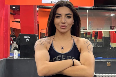 Restoranda qadını döyən kikboksçu Tülinə HÖKM OXUNDU