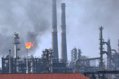 Neft emalı zavodu məhkəməyə verildi