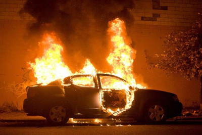Masazırda BMW yandı - Ölən və yaralananlar var