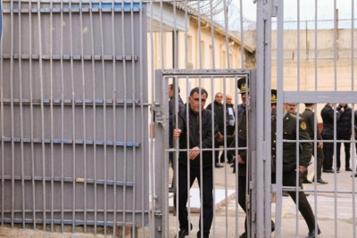 Amnistiya tətbiqi nəticəsində cəzası 6 ay azaldılacaq məhkumların dairəsi müəyyənləşib