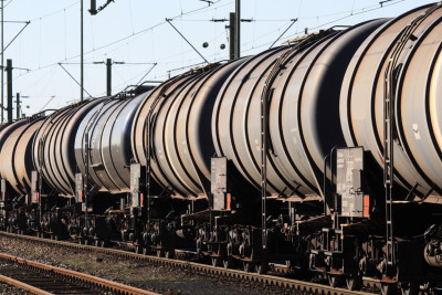 Azərbaycan Ermənistana neft satacaq