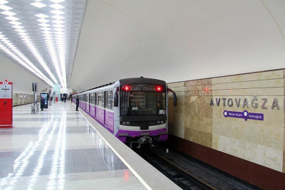 Metronun bənövşəyi xəttində 5 vaqonlu qatarlar olacaq