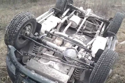 Qala qəsəbəsində avtomobil aşıb, ölən var