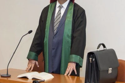 7 vəkilə intizam tənbehi tədbirləri tətbiq edilib