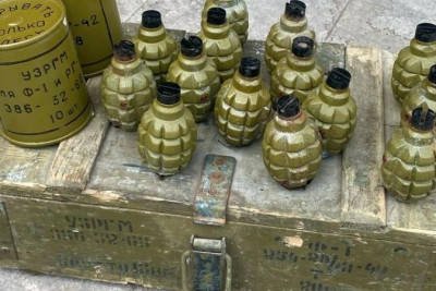 Polis 22 qumbara aşkarladı