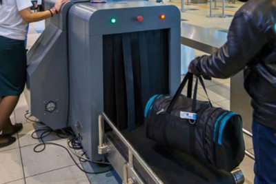 Vəzifəli şəxs 18 kq qızılla tutuldu - Evindən sursat çıxdı