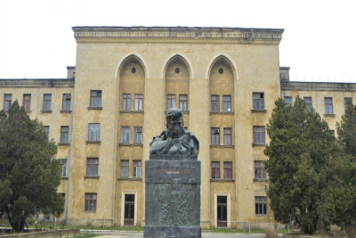 "Azərbaycanfilm" kinostudiyasında 15 nəfər işdən çıxarılıb