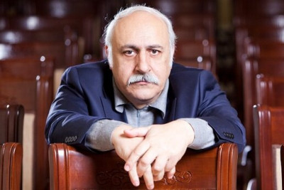 Xalq artisti Eldar Mansurovun doğum günüdür