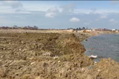 Maştağada gölün qanunsuz doldurulması faktı araşdırılıb