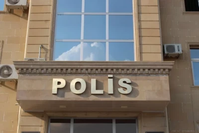 Telefonu corabında gizlətdi, həbs olundu