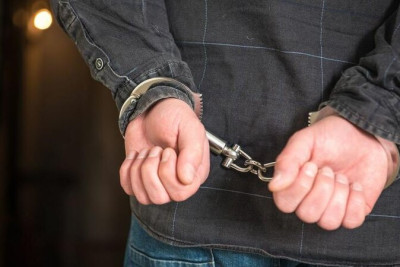 İstixanadan oğurluq edən şəxs tutuldu