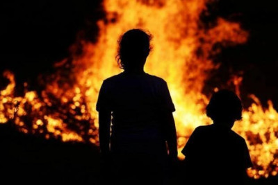 Bakıda şagird sinif yoldaşını yandırdı