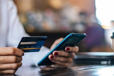 Bank borcu olan müştərinin qohumuna zəng etdi, cərimələndi